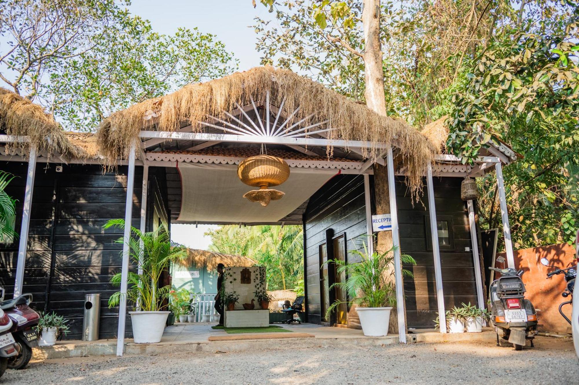 Kayan!V Resort Mandrem Luaran gambar